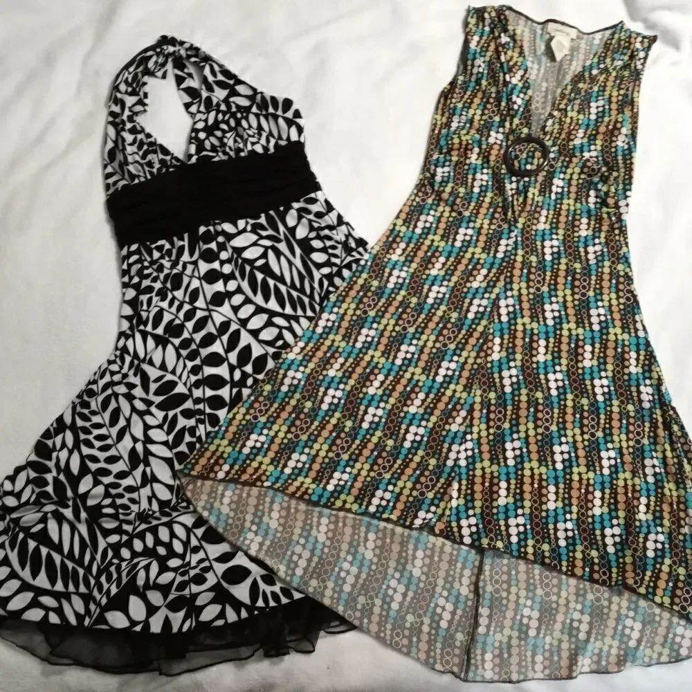 Lot Of 2 Pieces Dresses Floral/ Polka Dots Speech